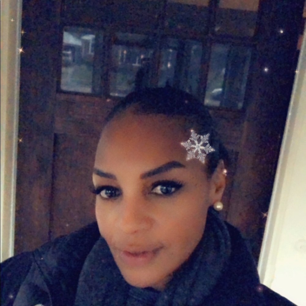 Meet your Posher, Maxi